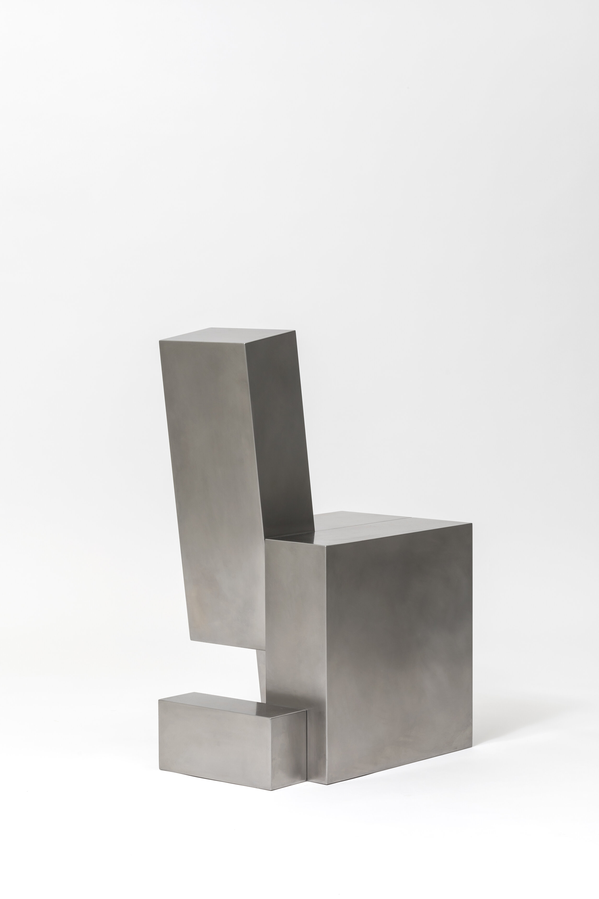 Layered_Steel_Chair_02_6.jpg