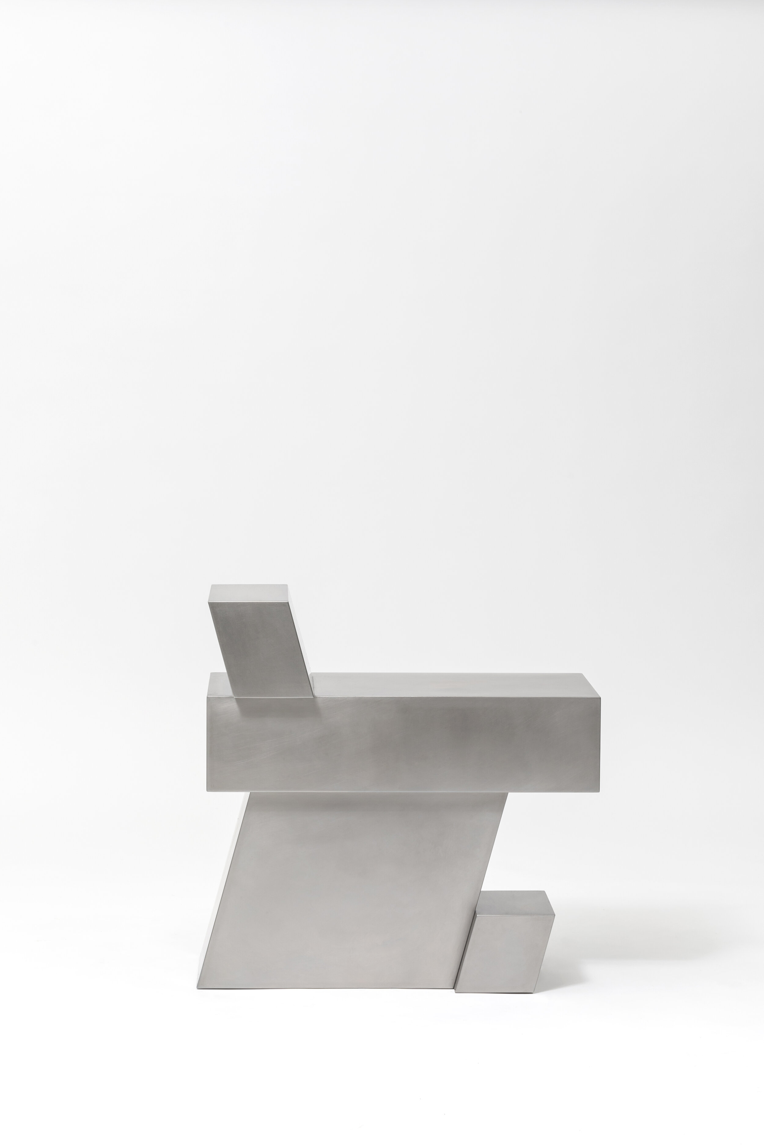 Layered_Steel_Chair_03_8.jpg