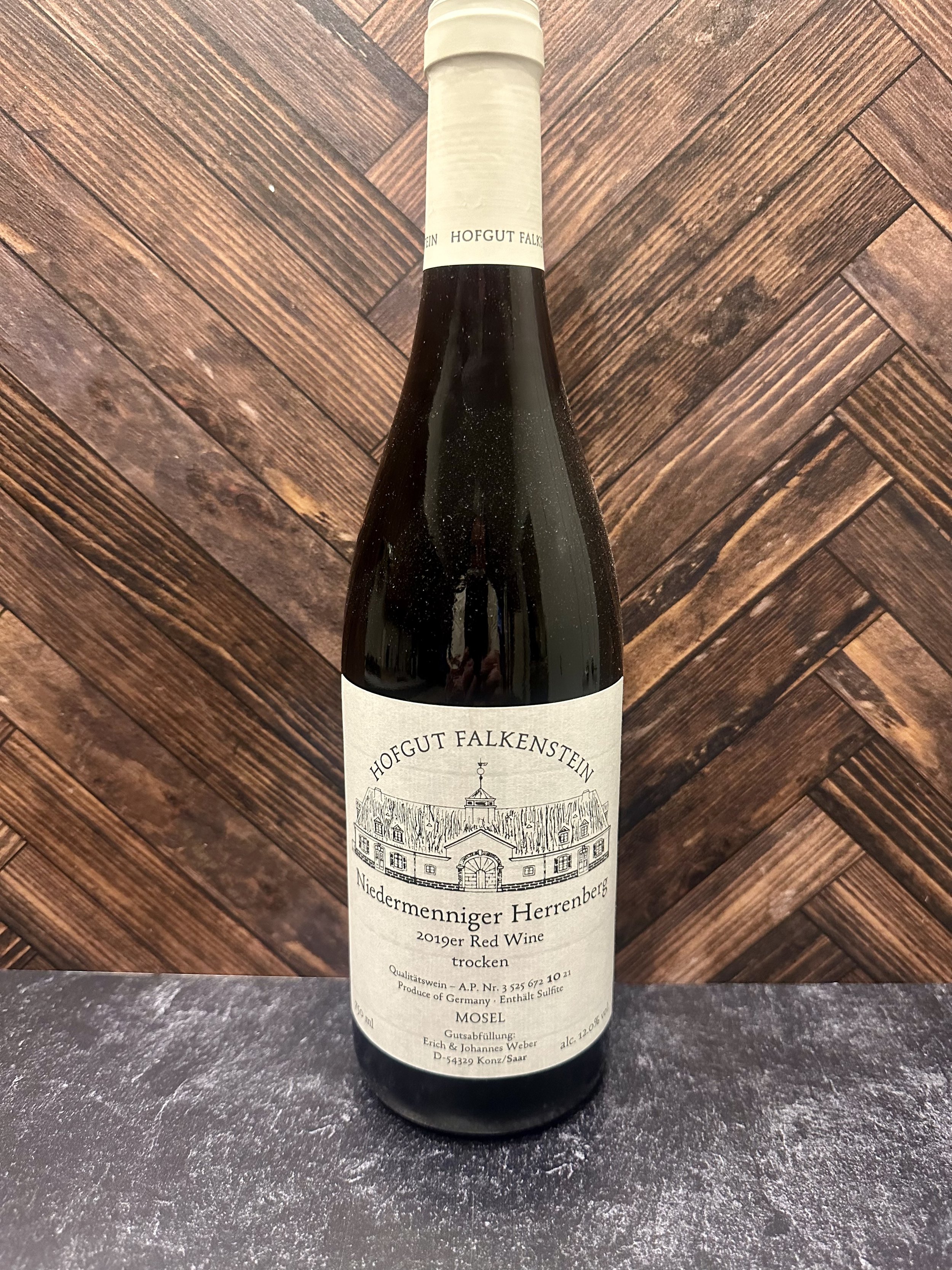 Falk Pinot.jpg