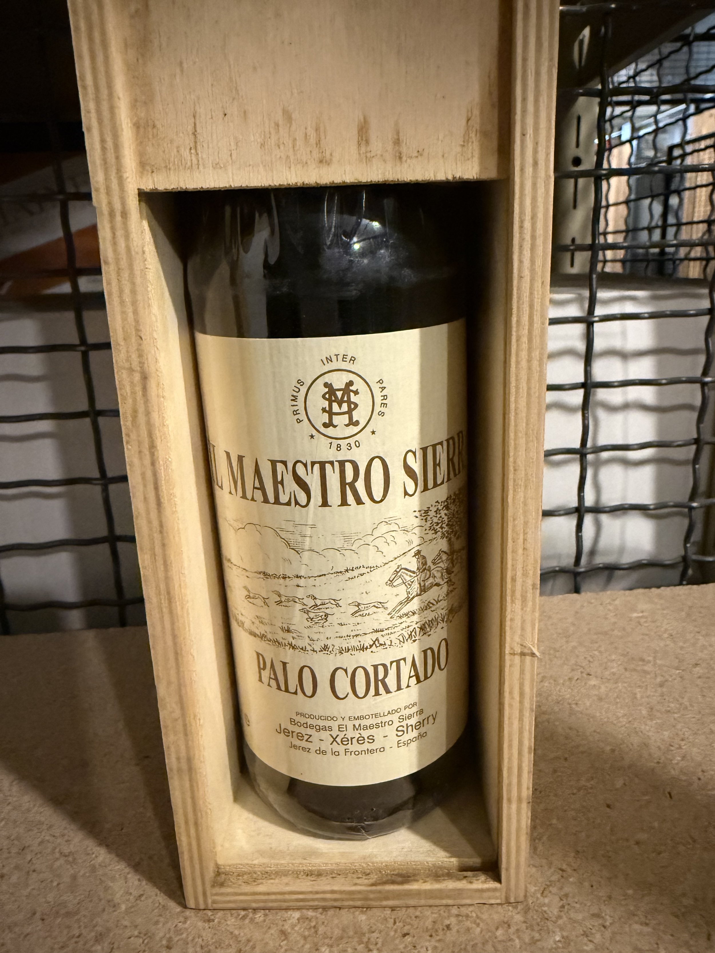 Bodegas El Maestro Sierra Extra Viejo VORS Palo Cortado Sherry NV