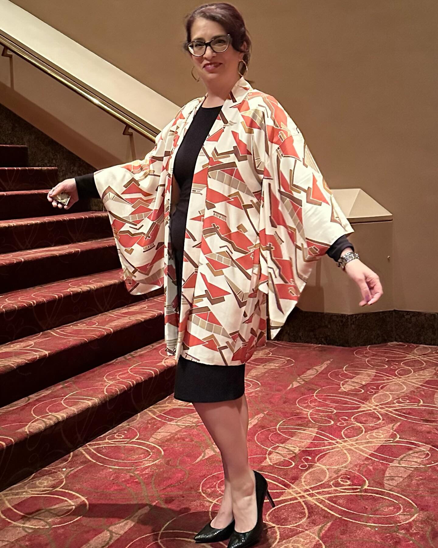 I finally got to wear the vintage kimono that I bought from @leonieanddavid to see @hgopera perform Madame Butterfly. I love it when my outfit is on theme!
