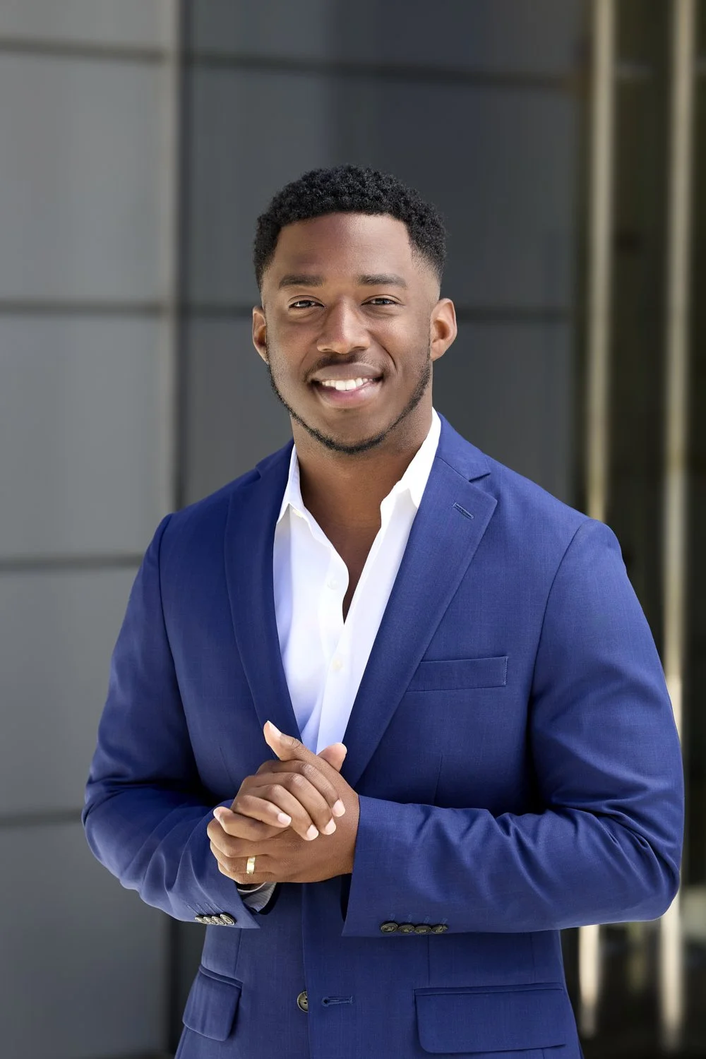 Professional corporate headshot for Darryn Ratliff of AJG in Los Angeles.