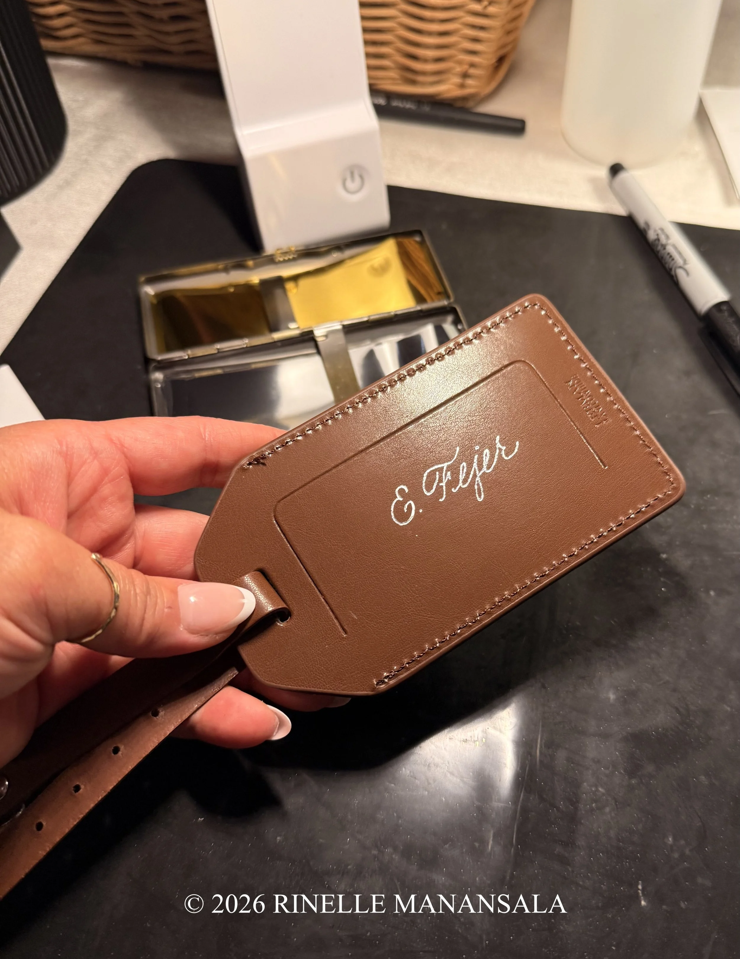 foiled_luggage_tag_01.jpeg