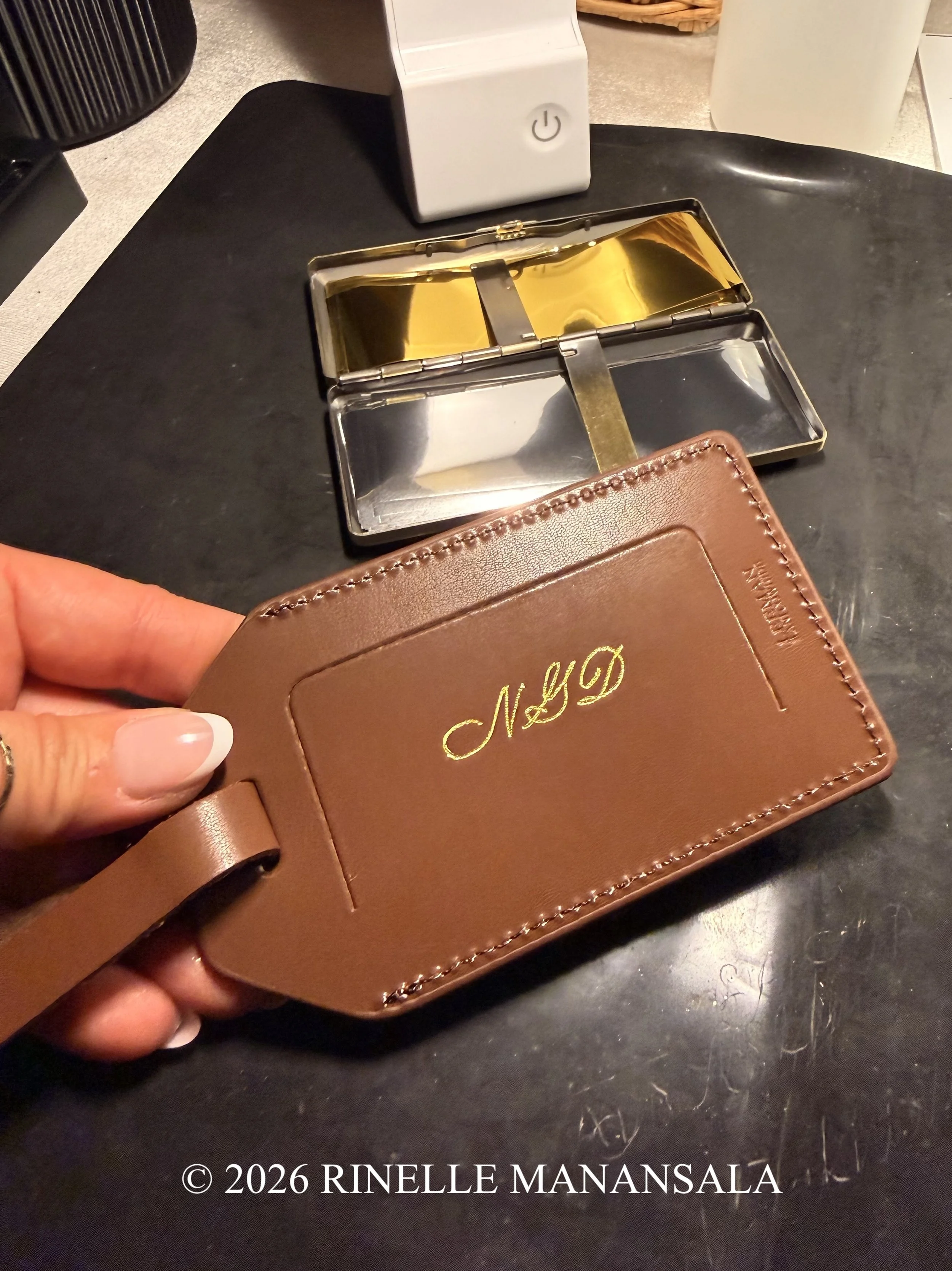 foiled_luggage_tag_02.jpeg