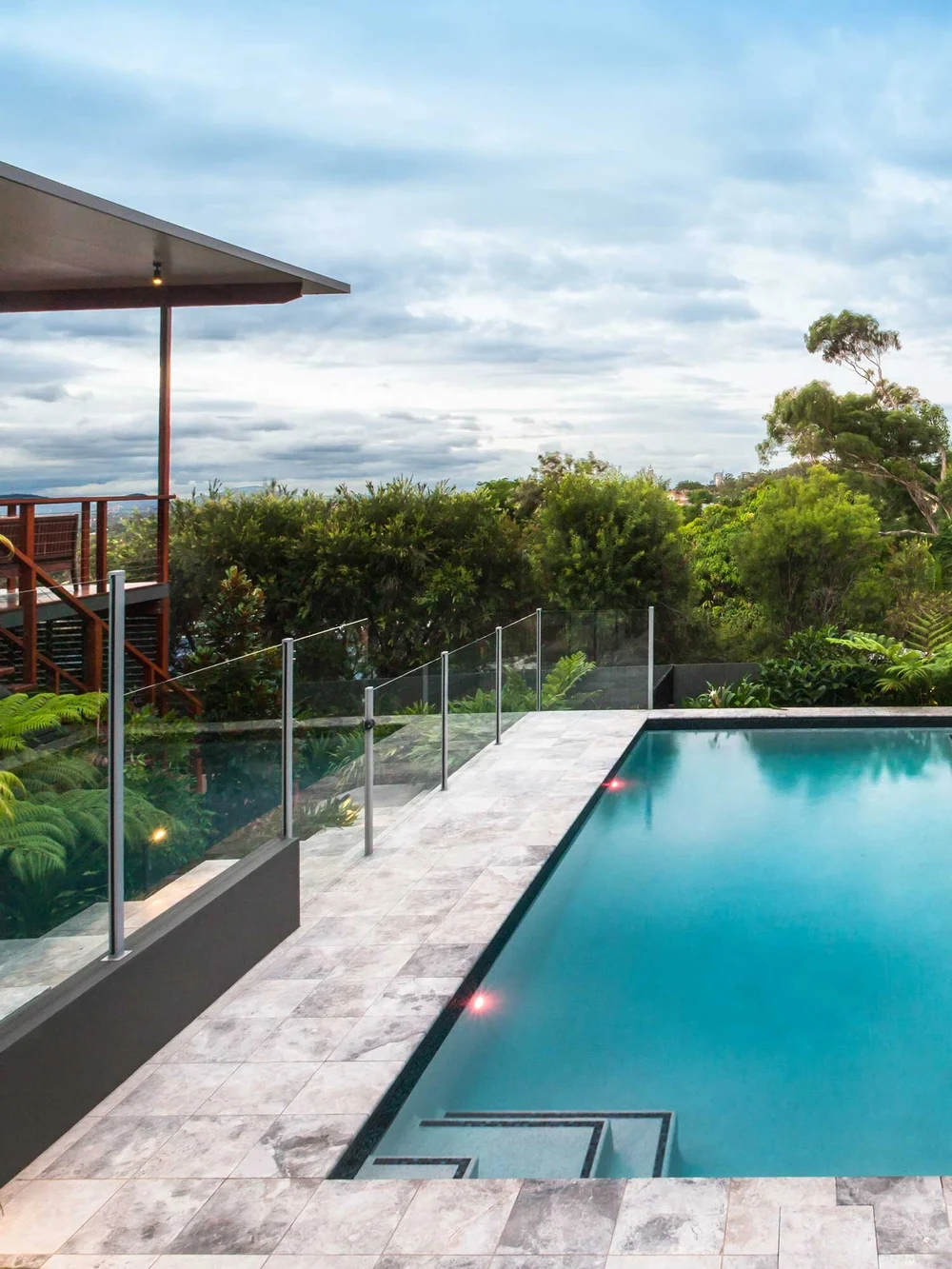 Glass pool fencing — Glass Outlet