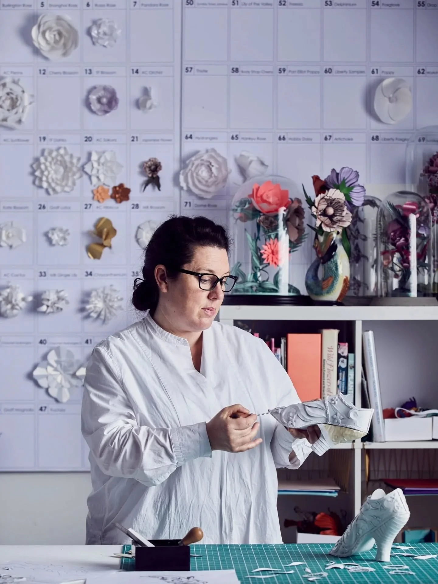 P&aring; l&oslash;rdag d. 31. januar holder vi fernisering p&aring; den nye s&aelig;rudstilling, Paper Couture af kunstner Zoe Bradley. Det bliver en sp&aelig;ndende dag, hvor vi fejrer en storsl&aring;et udstilling, du ikke vil g&aring; glip af. 

I