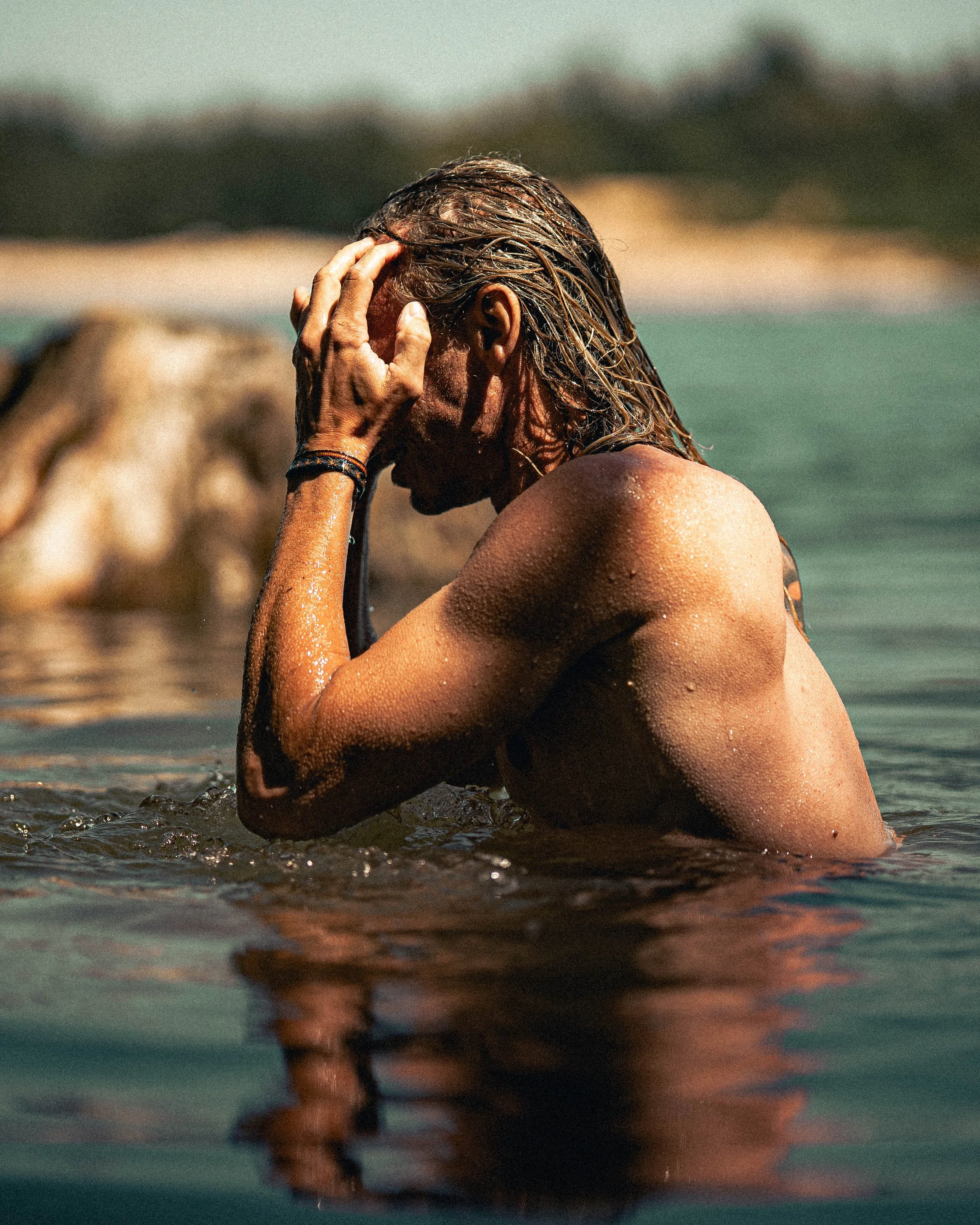 Portret van man in het water- door Eleven Monkeys