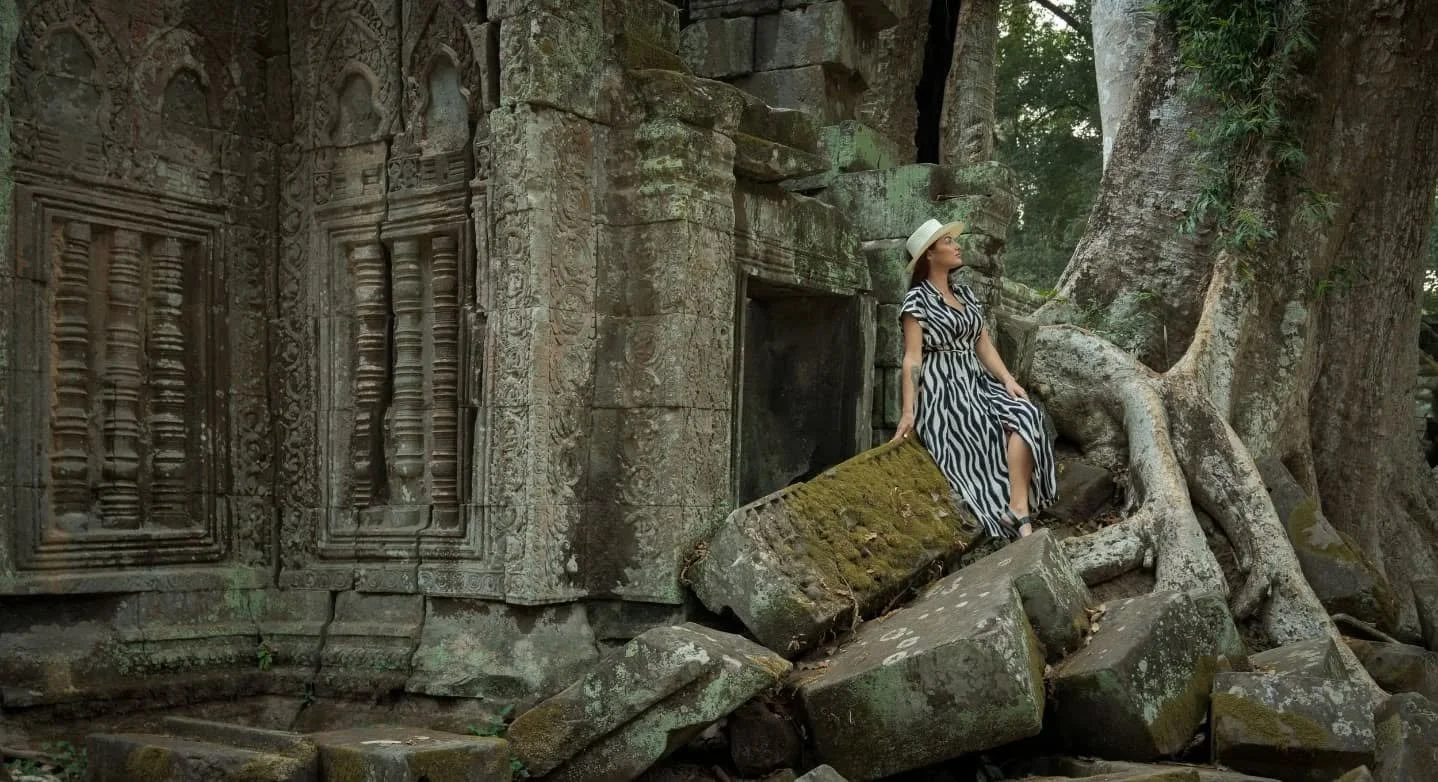 A few more - Shooting with @kate_rinascita at #TaProm 
.
#angkorwatphotographer 
#siemreapphotographer
#angkorwat 
#siemreap 
#cambodia 
#cambodiaphotographer 
#photographer
#photoshoot 
#photographytour
#siemreapphotographytour