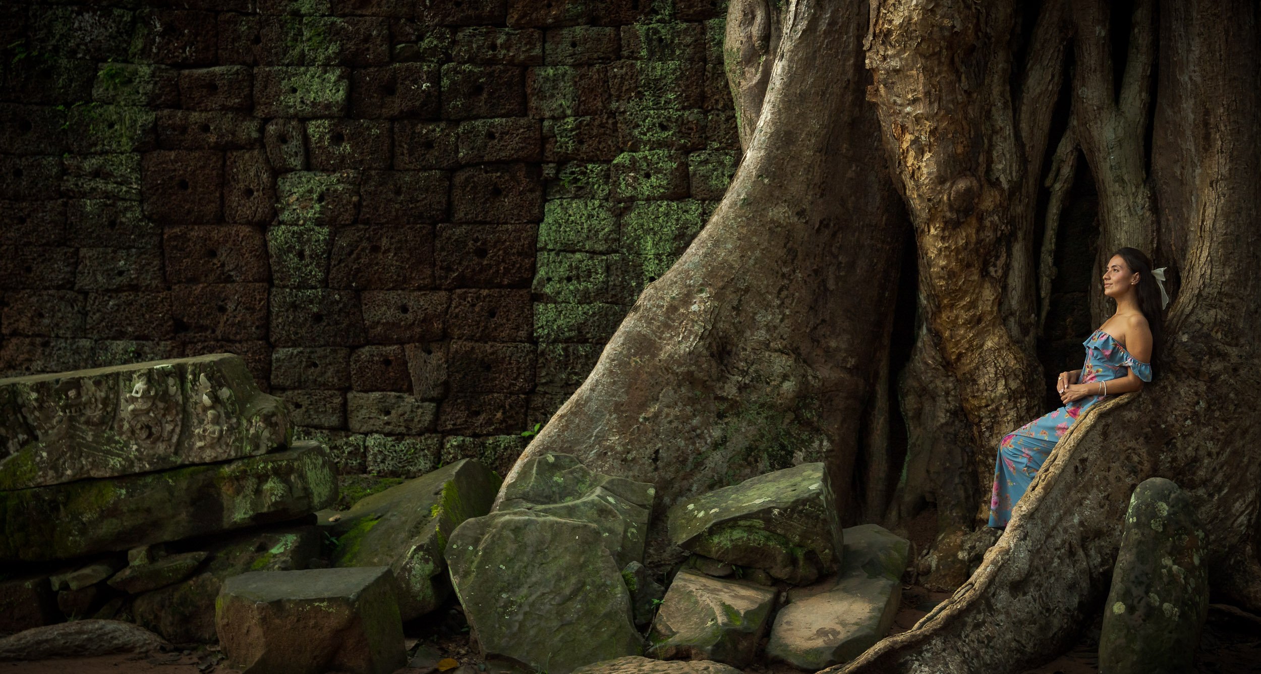 Photoshoot at Angkor by Siem Reap Photographer .jpg