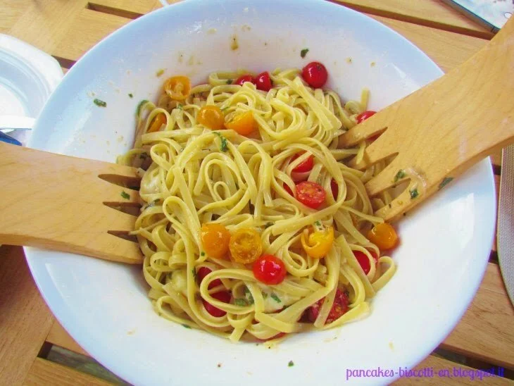 Fettuccine with Brie, Tomatoes and Basil