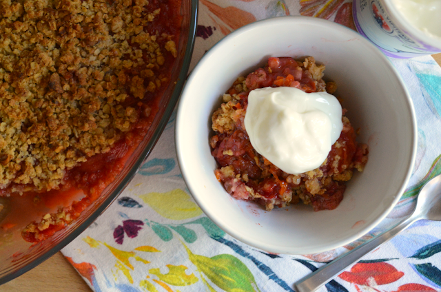 Breakfast Apricot + Berry Crisp 