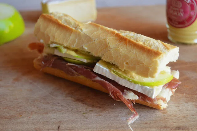 Prosciutto, Brie, and Green Apple Sandwiches