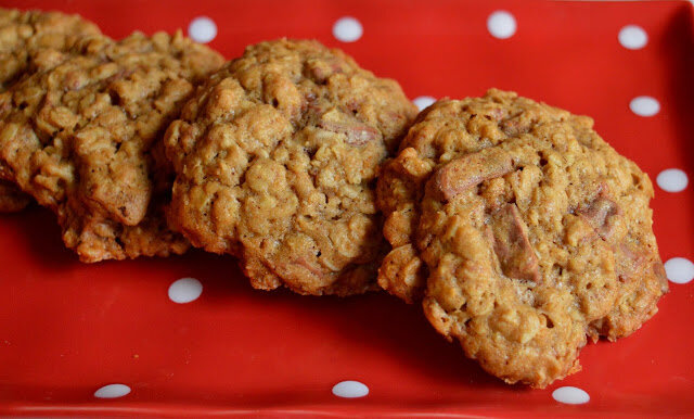 Oatmeal Chocolate Chip Cookies