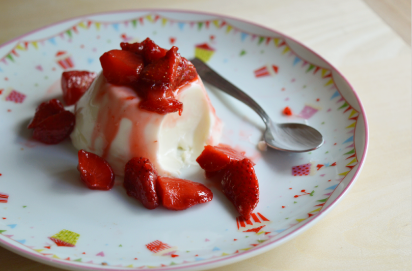 Panna cotta alle fragole
