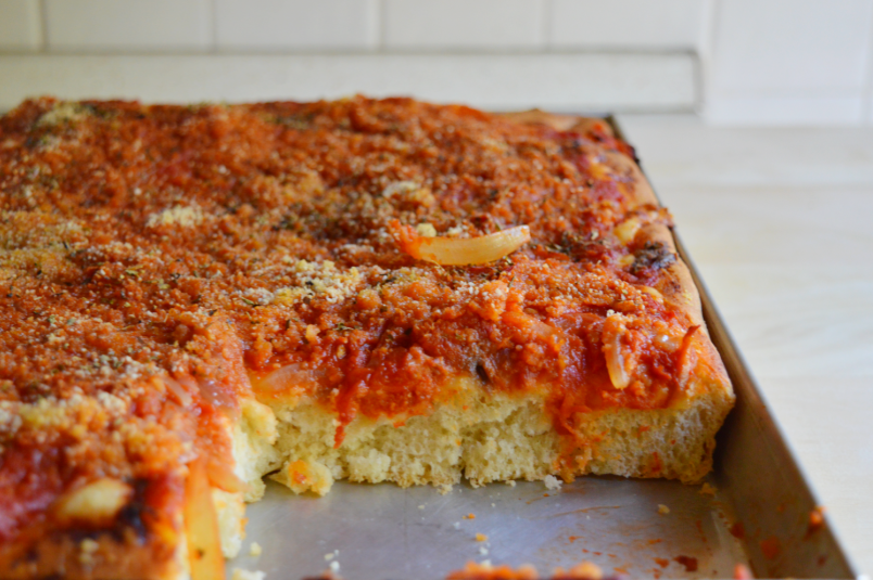 Sfincione palermitano