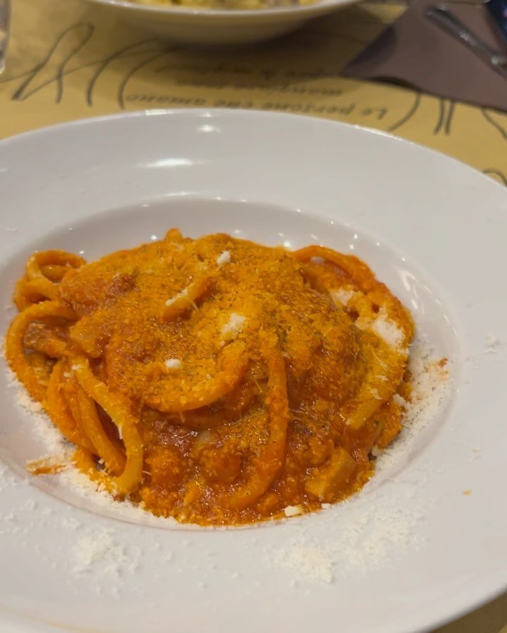 It&rsquo;s almost the end of April! Here&rsquo;s a round-up of a few delicious things I&rsquo;ve eaten in Rome (with a little Sicily too) this month: 

1. Bucatini all&rsquo;amatriciana from @trattoriadazacca &mdash; one of my favorite amatriciana in