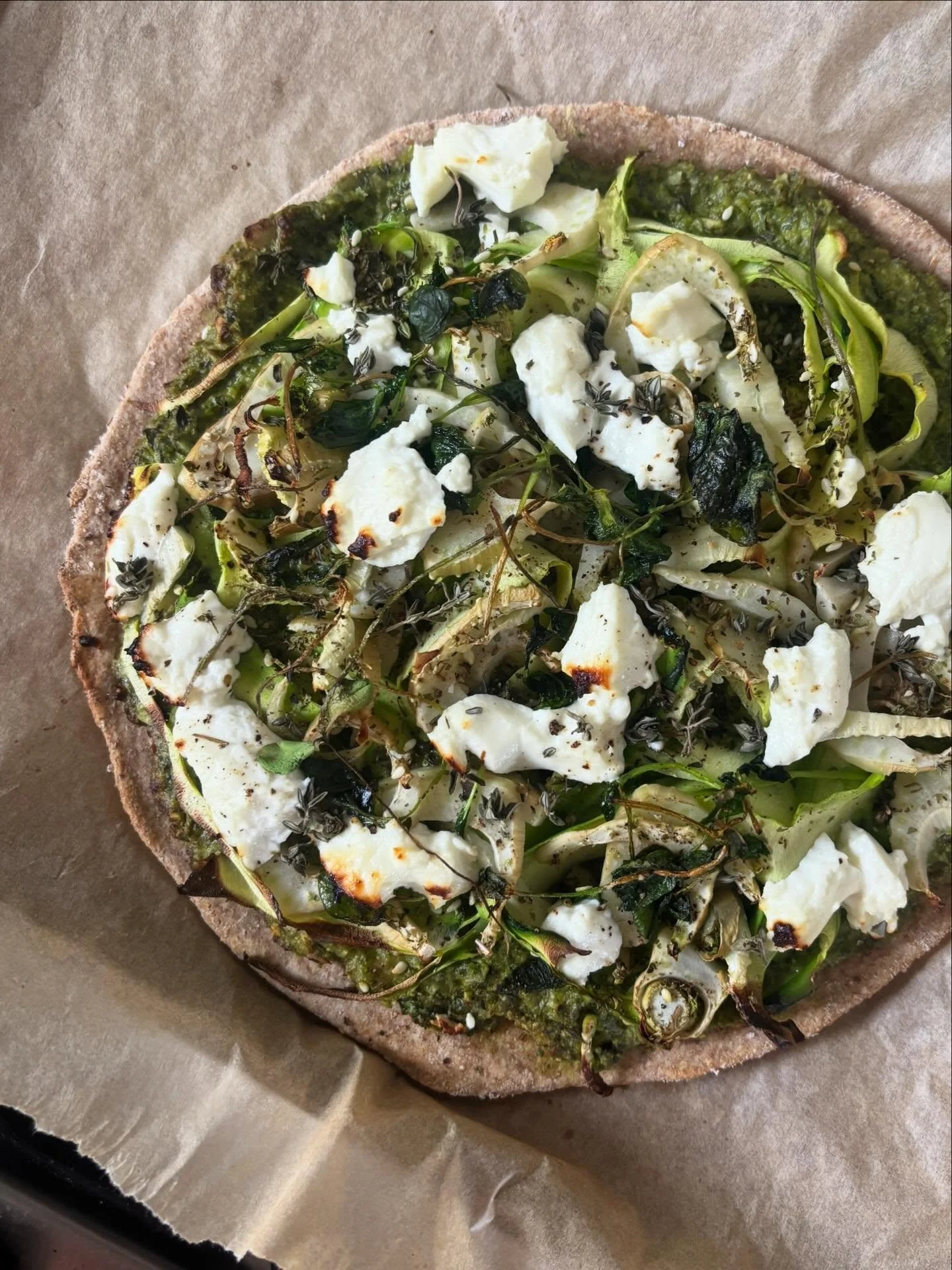 Pick those wild greens! They&rsquo;re free, abundant and deeply healing.

@pickleandbrew has reignited that spark in me since our foraging workshop at the weekend. 

I can&rsquo;t stop seeing edible greens everywhere when I&rsquo;m out walking! Once 