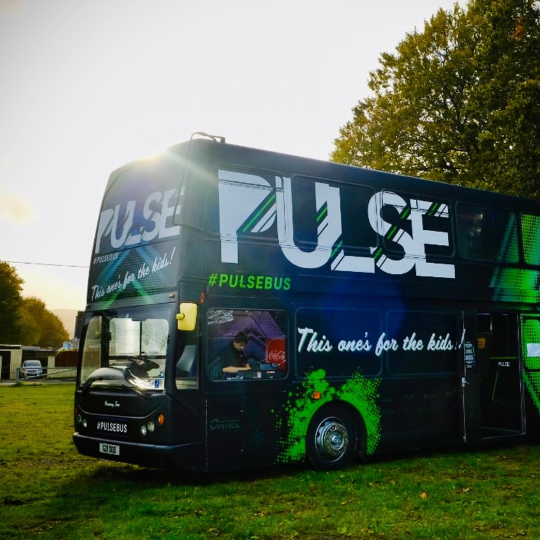 Pulse Bus - Coads Green Primary School 