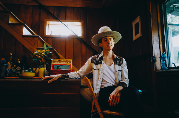 Big Thief guitarist Buck Meek annoncerer soloalbum – Two Saviors ude d. 15. januar