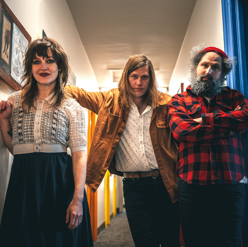 Bonny Light Horseman vender tilbage med annonceringen af deres andet album – Rolling Golden Holy er ude d. 7/10