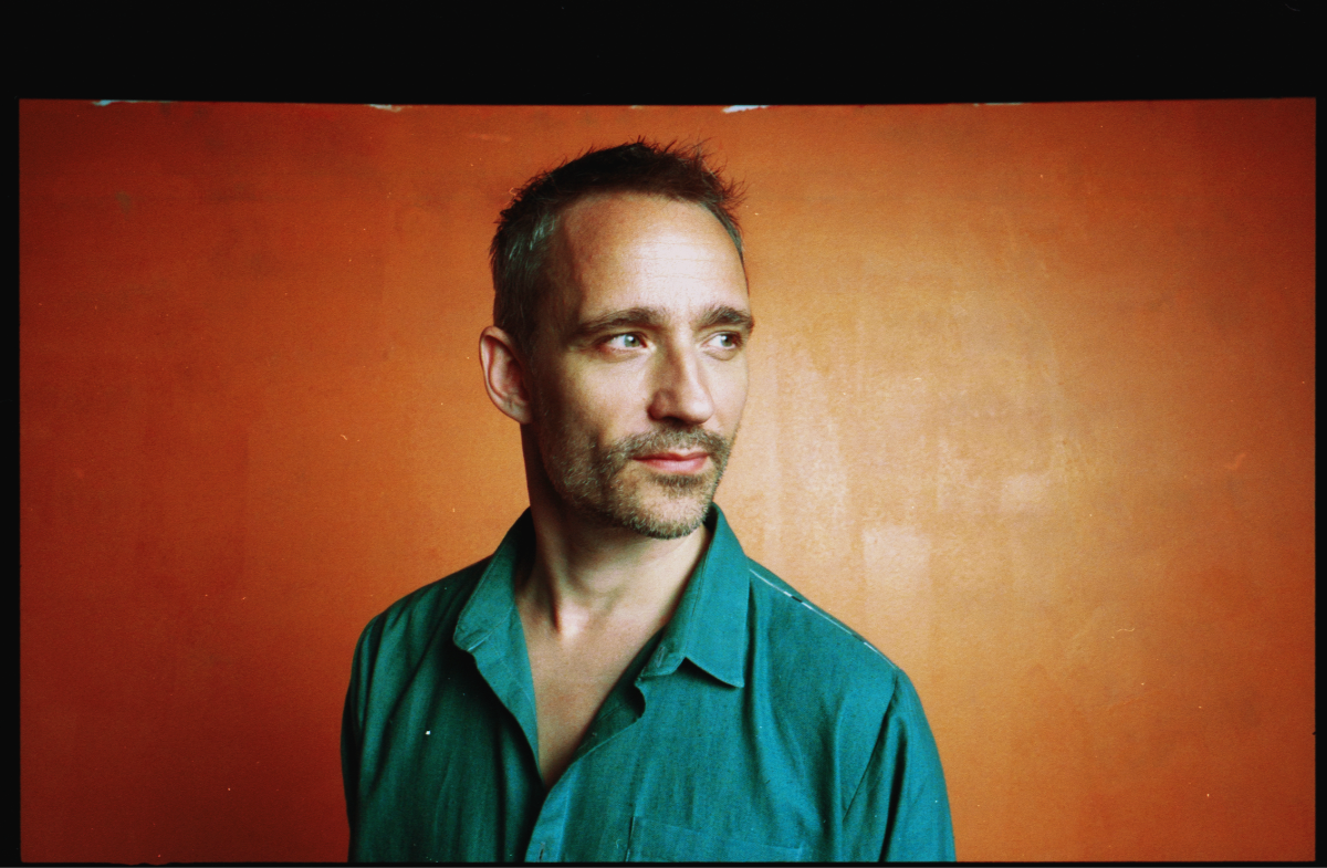 Rasmus Walter udgiver ny single, og annoncerer samtidig det kommende album Glem Alt Om Igår