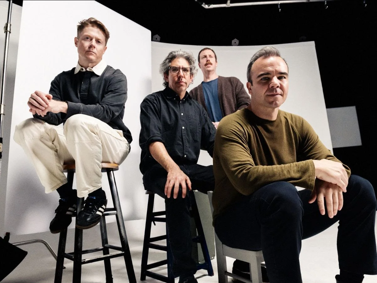 Future Islands fejrer 20-års jubilæum med nyt album – From a Hole in the Floor to a Fountain of Youth ude d. 22. maj