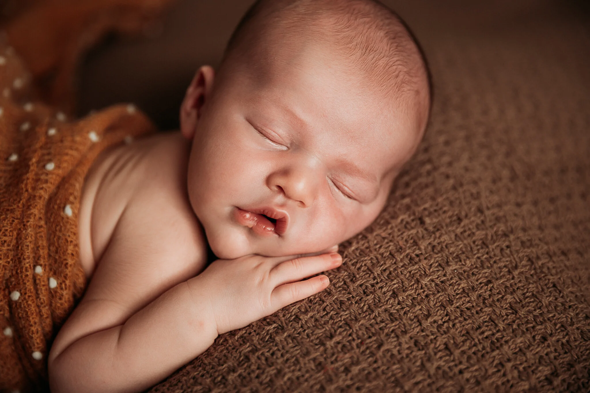 Remembering life with a newborn | Session for baby Robin, 10 days old  