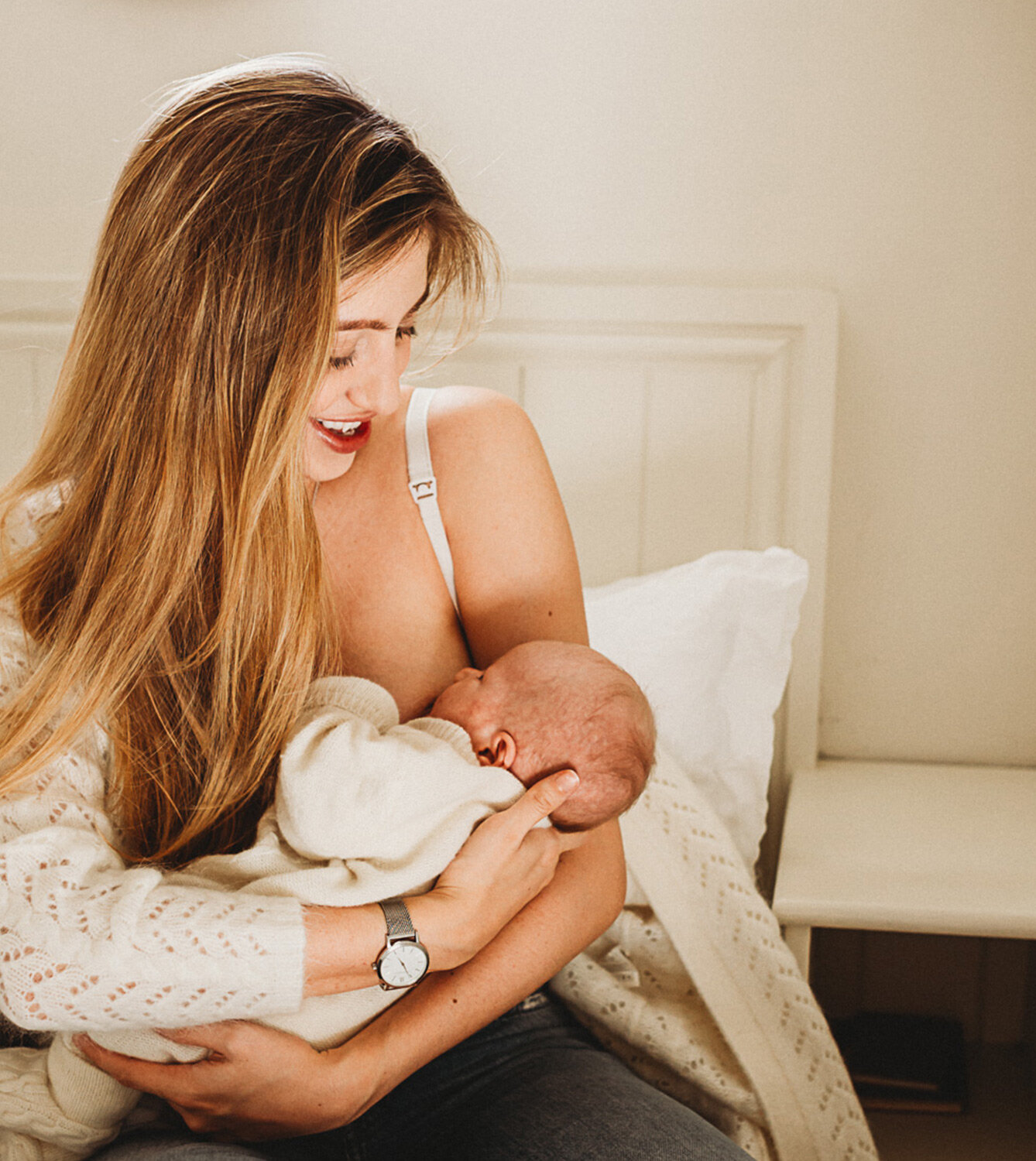 Babymoon in a rustic Cornish cottage | First family holiday and photo shoot in Crantock
