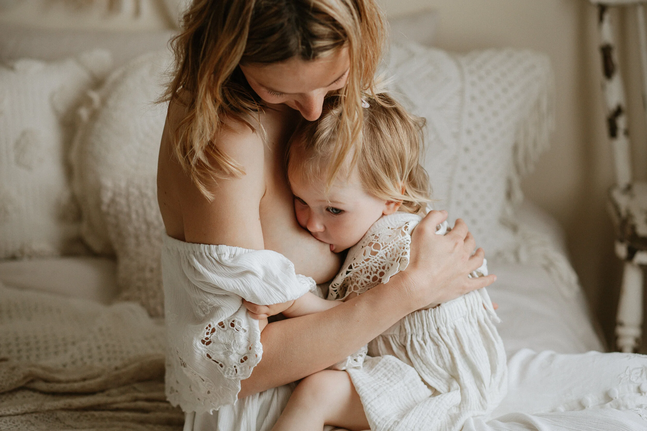 Boho motherhood photo shoot in the studio for Katy and Nora