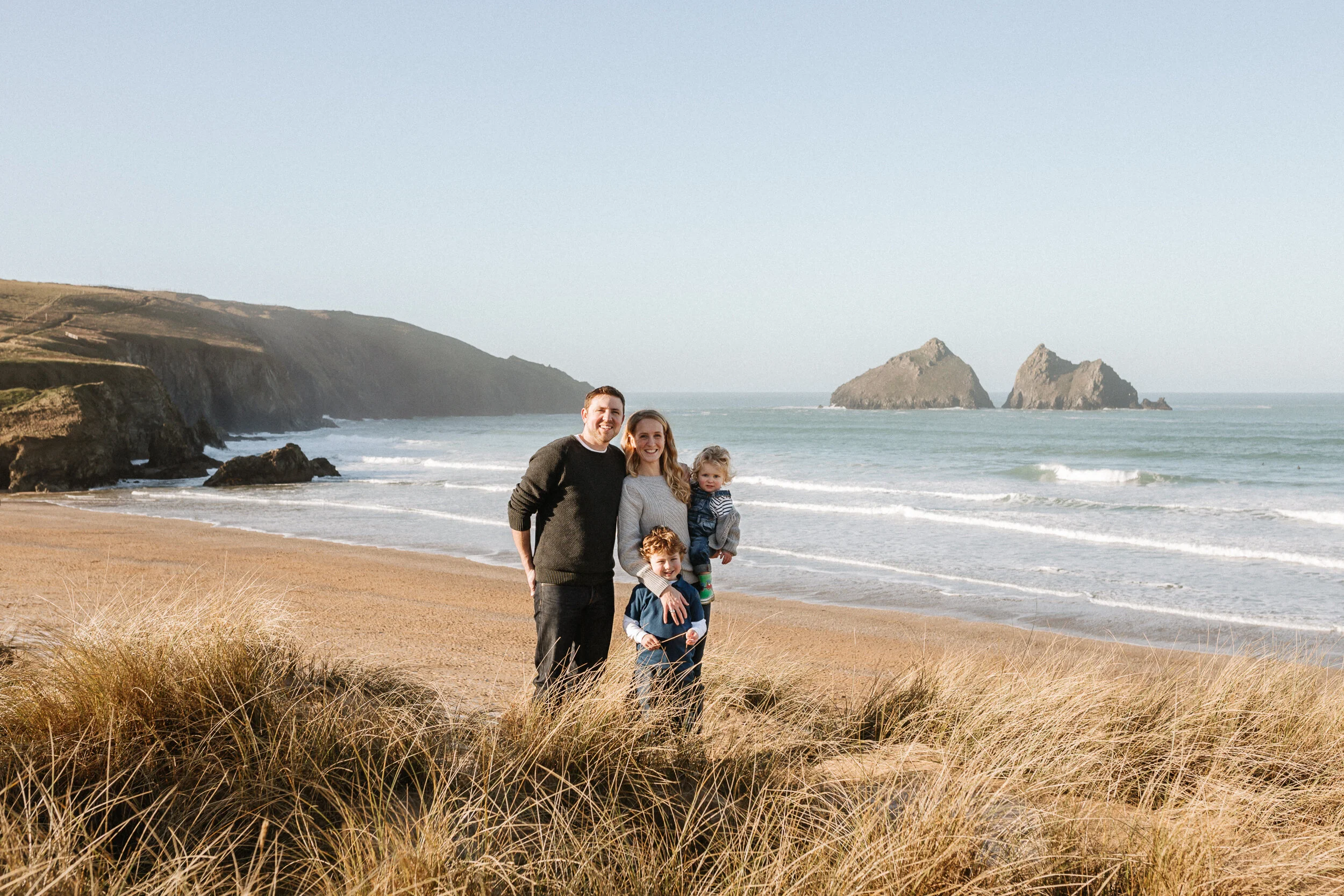 Frosty morning family photo shoot | Hollywell Bay Beach | Cornwall