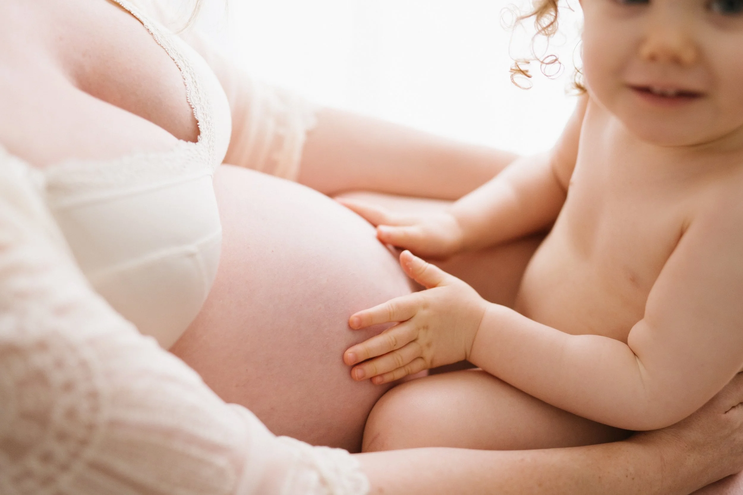 Moments of motherhood | Maternity session Cornwall