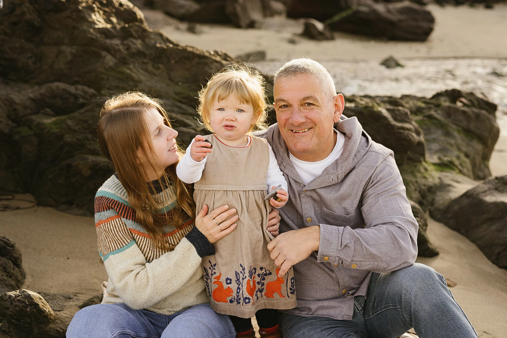 Winter beach session in Cornwall | family shoot