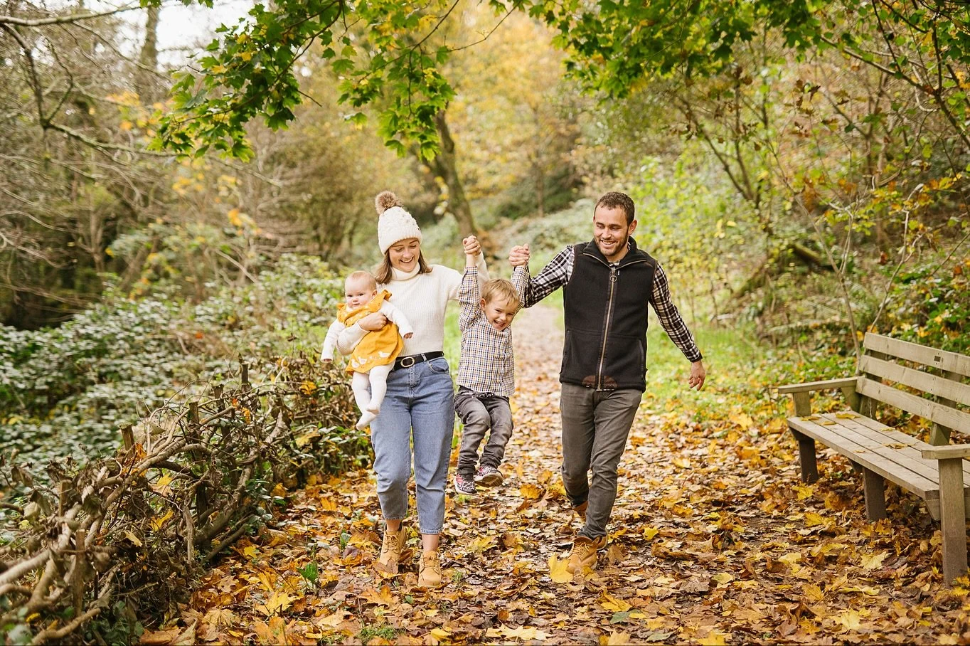 There's still time to book in for an autumn mini session 🤩 It's a feast for the eyes out there and the perfect setting for some updated shots of you all!

Book online - curiouscreaturesphotography.co.uk 
.
.
.
.
#cornwall #cornwalllife #autumnminise