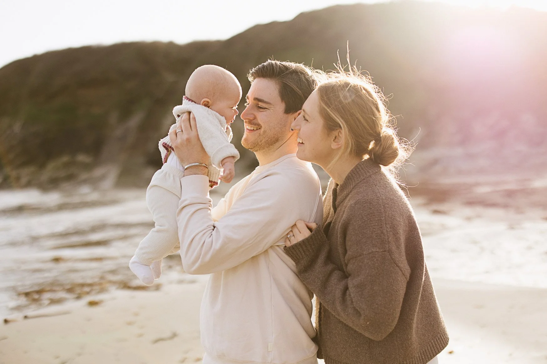 family photoshoot at porthcurnick beach in Cornwall-23.jpg