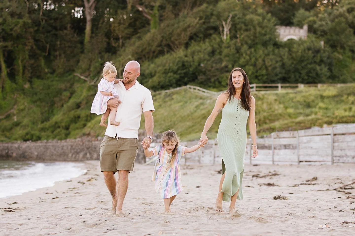 Summer in Cornwall outdoor family photography sessions are in full swing 🌊 📷 

Special summer packages available if you've been waiting for the right time. It's always now ❤️

Spaces still available for September ☀️

"Our photos are just stunn