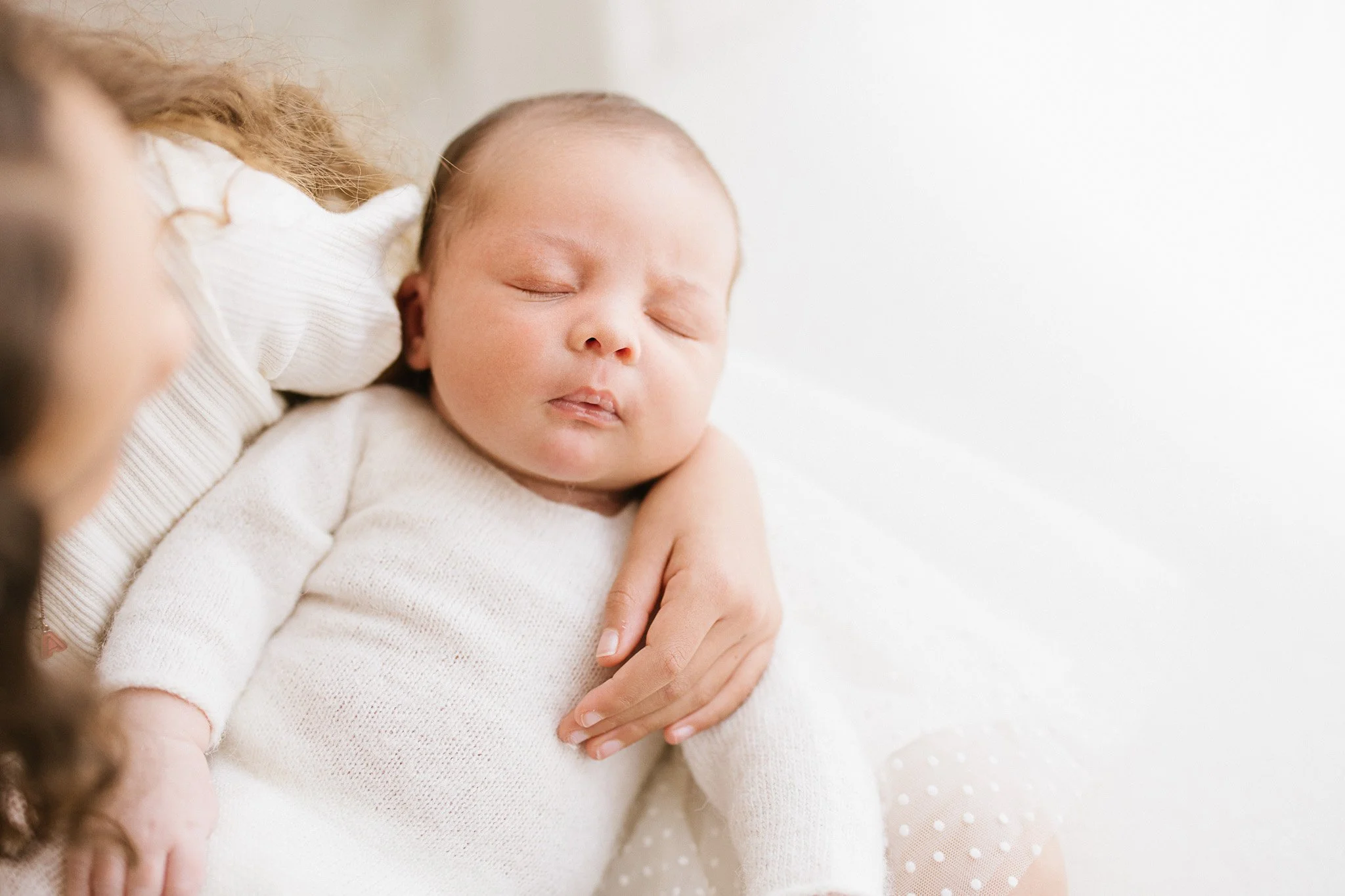 Newborn photographer Cornwall-31.jpg