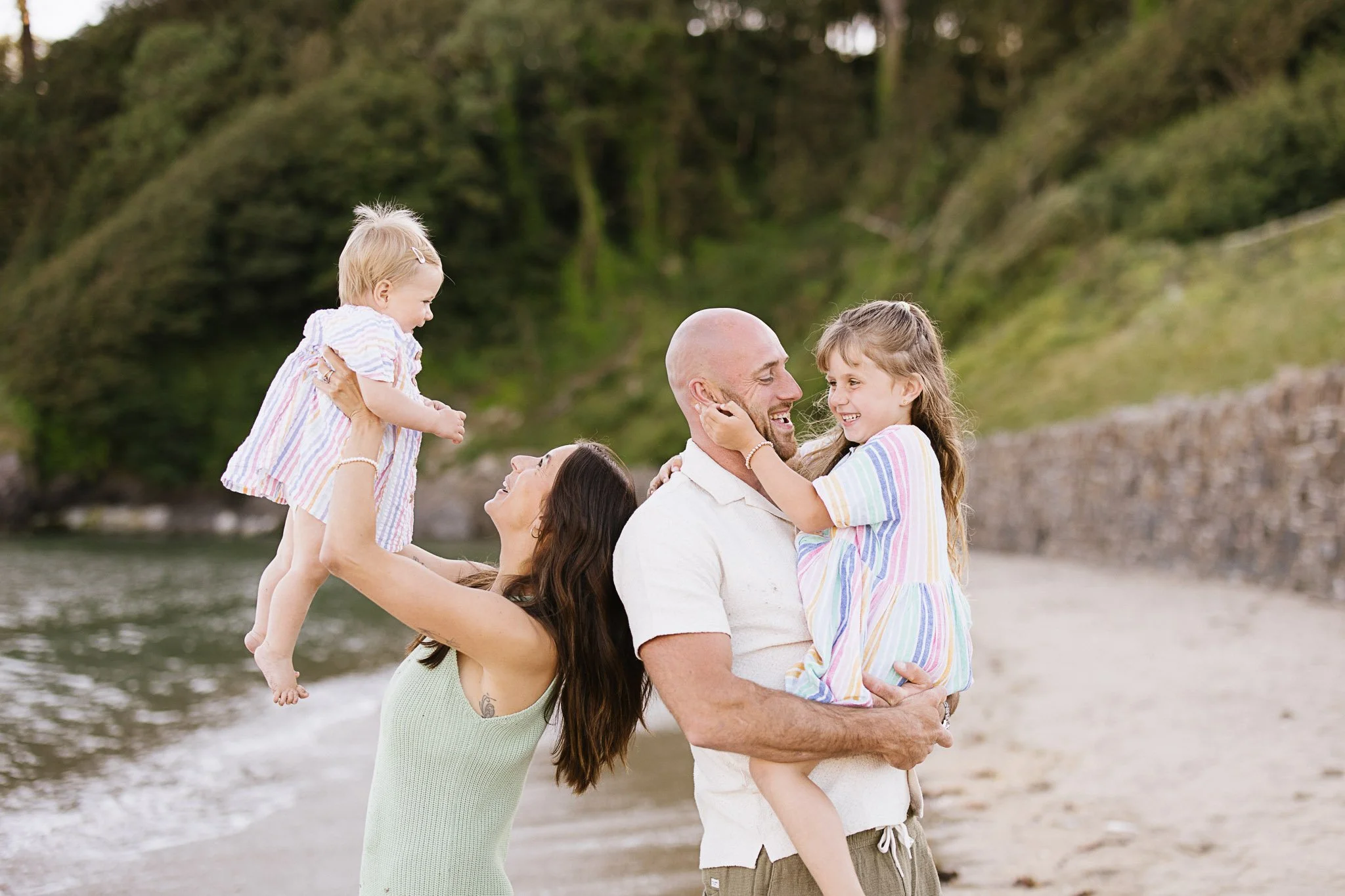 Fun, relaxed photoshoot for family on Cornwall beach