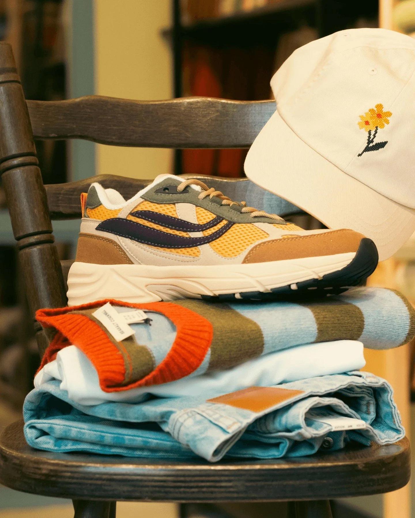 Streepjes, bloemetjes en flashy kleuren! Deze lentecollectie voelt fris en licht. Welke look stel jij dit seizoen samen? 🌸