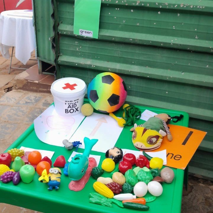 The ASAP team from USA visited a couple of Pre-schools. They could see at every school that the week's theme was &quot;healthy living&quot;. And on the tables were some of the toys ASAP sponsored. #ecd #asap #adoptasouthafricanpreschool #pen #earlych