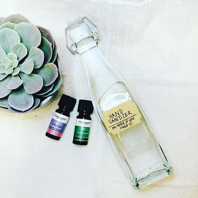 Make your own Essential Oil Hand Sanitizer — Chez Moi De Beaute 30