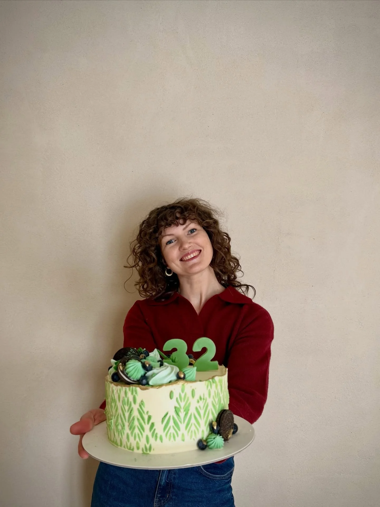 I am 32, baby! 🎉

Dažas dienas pirms dzim&scaron;anas dienas nejau&scaron;i izdzirdēju &scaron;o dziesmu (kas pievienota ierakstam), un tā uzreiz kļuva par manu &scaron;ī gada dzim&scaron;anas dienas himnu. Katru vakaru dancojam pa virtuvi visa ģime