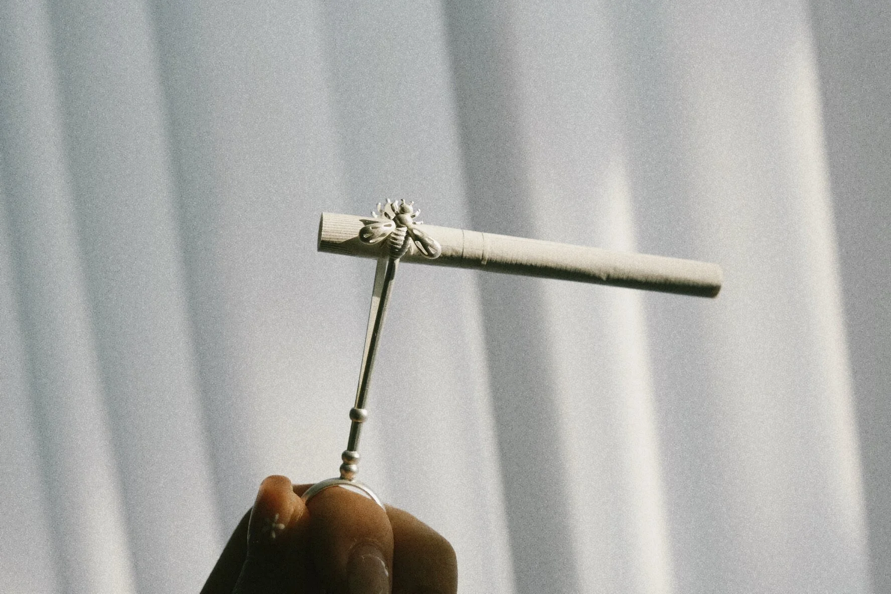 cigarettes actors smoke When actors were posing with cigarettes in their hands was considering a  swag . : r/BollyBlindsNGossip