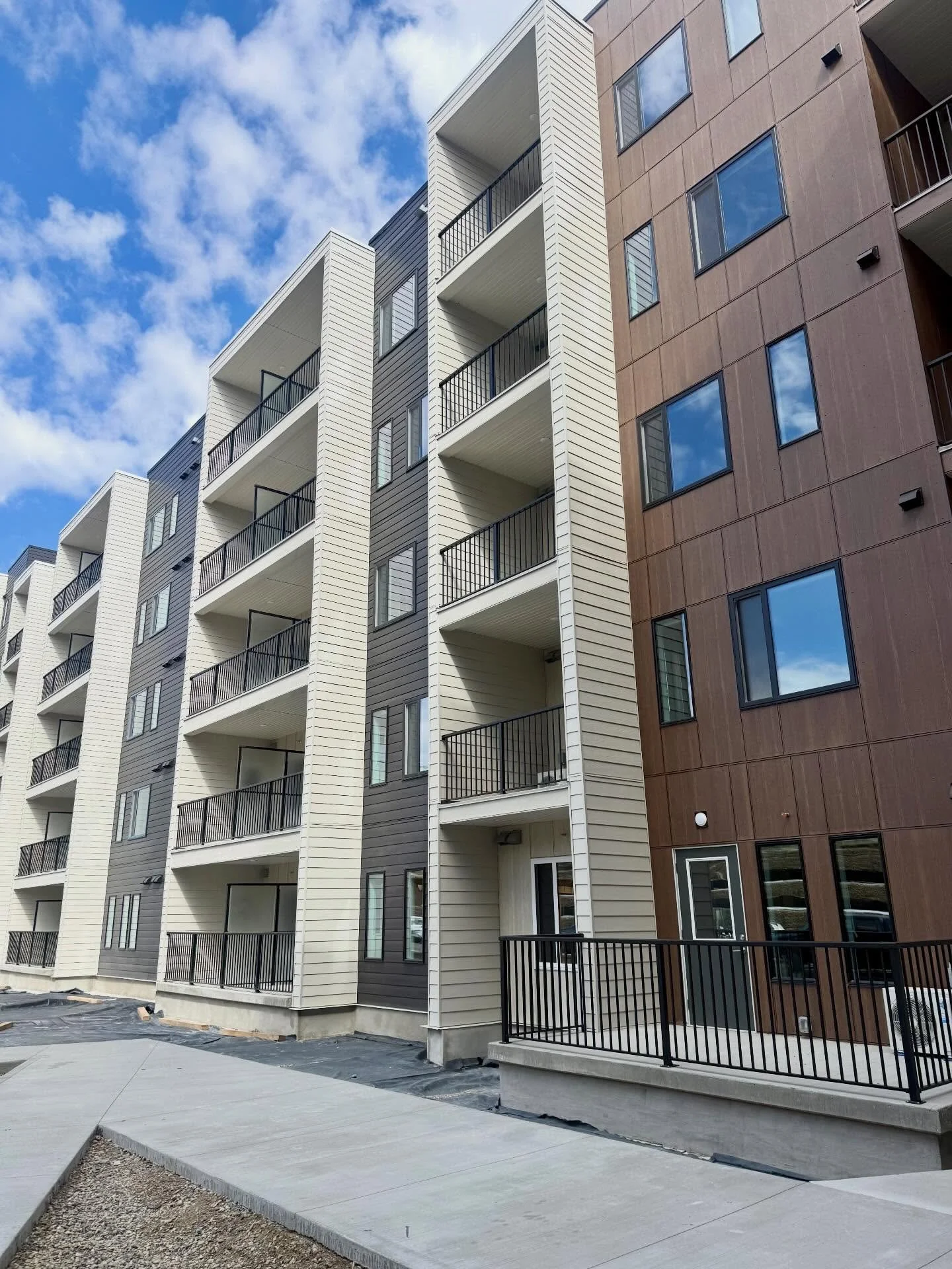 And just like that, another purpose-built rental is under our team&rsquo;s belt! 👷🏻&zwj;♀️🔨

A big thank you to the Alpha Built team for choosing Top Level Home Inspections to support the QC inspection process at Floren at Shawnee Park.

Over the 