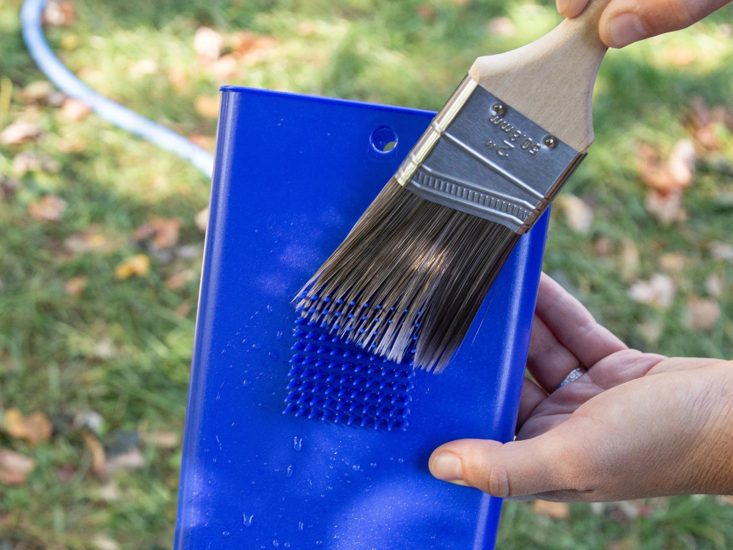 Brush_Wash_BrushComb nw.jpg