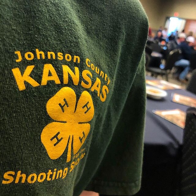 Happy St. Patrick&rsquo;s Day...photo from our annual banquet on March 5th...the @jocoks4h Shooting Team helped by carrying all the LIVE auction items around so attendees could bid.
&bull;
We sponsor (4) area shooting teams; @sjakeepingfaith Academy 