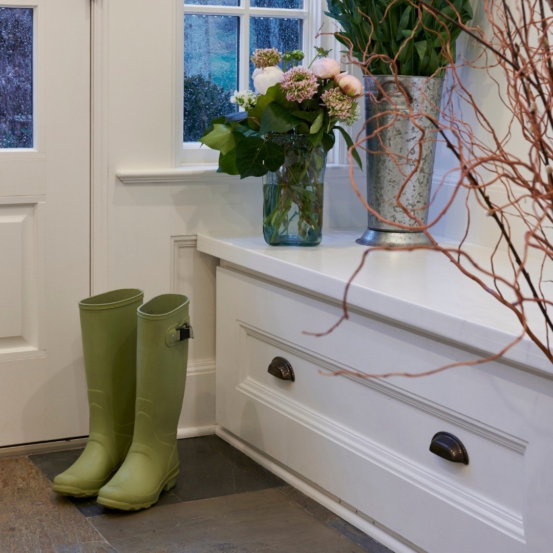 Coat hooks aren't always enough for raincoats, light jackets, and umbrellas. Sometimes, you need a little storage help. Adding cabinetry to your mudroom or entryway is a fantastic way to give you the additional storage space you need.

#cabinetry #mu
