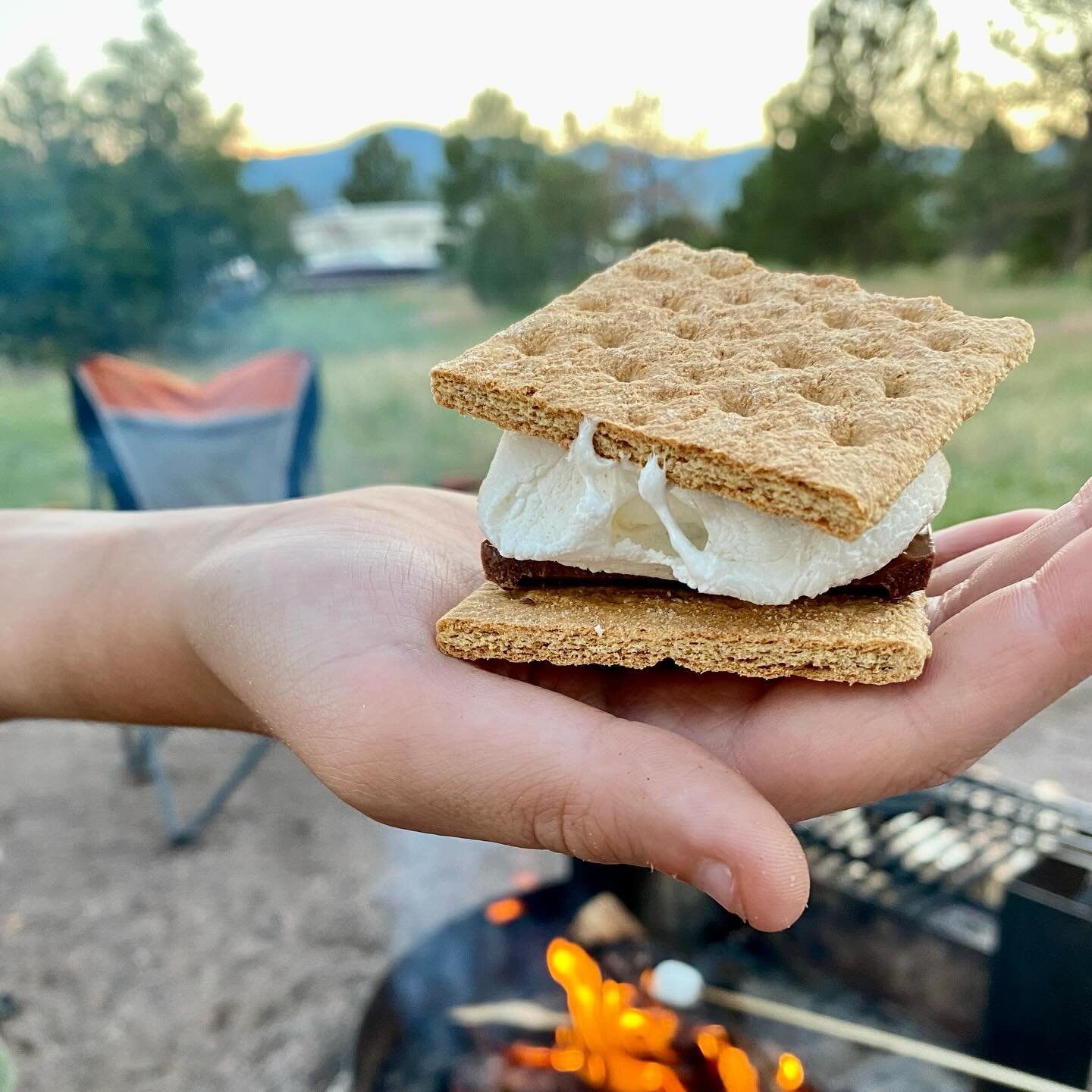 🔥Looking to elevate your camping dessert game? Celebrate National S'mores Day with a twist by trying these tantalizing s'mores combinations the next time you're out in the wild! Get ready to tantalize your taste buds and amaze your fellow campers wi