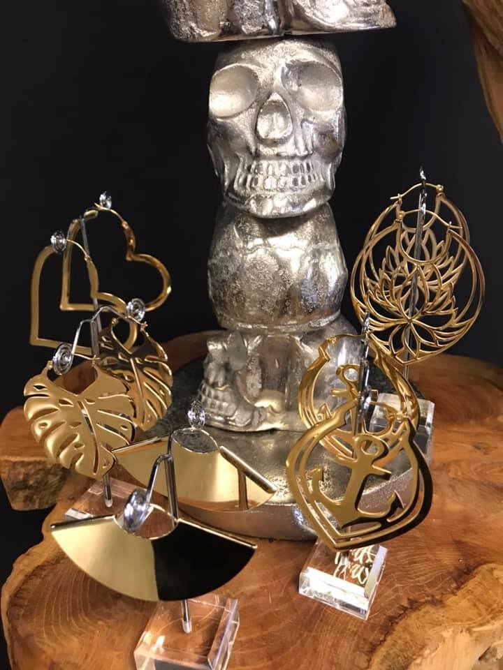 skull earrings gold.jpg