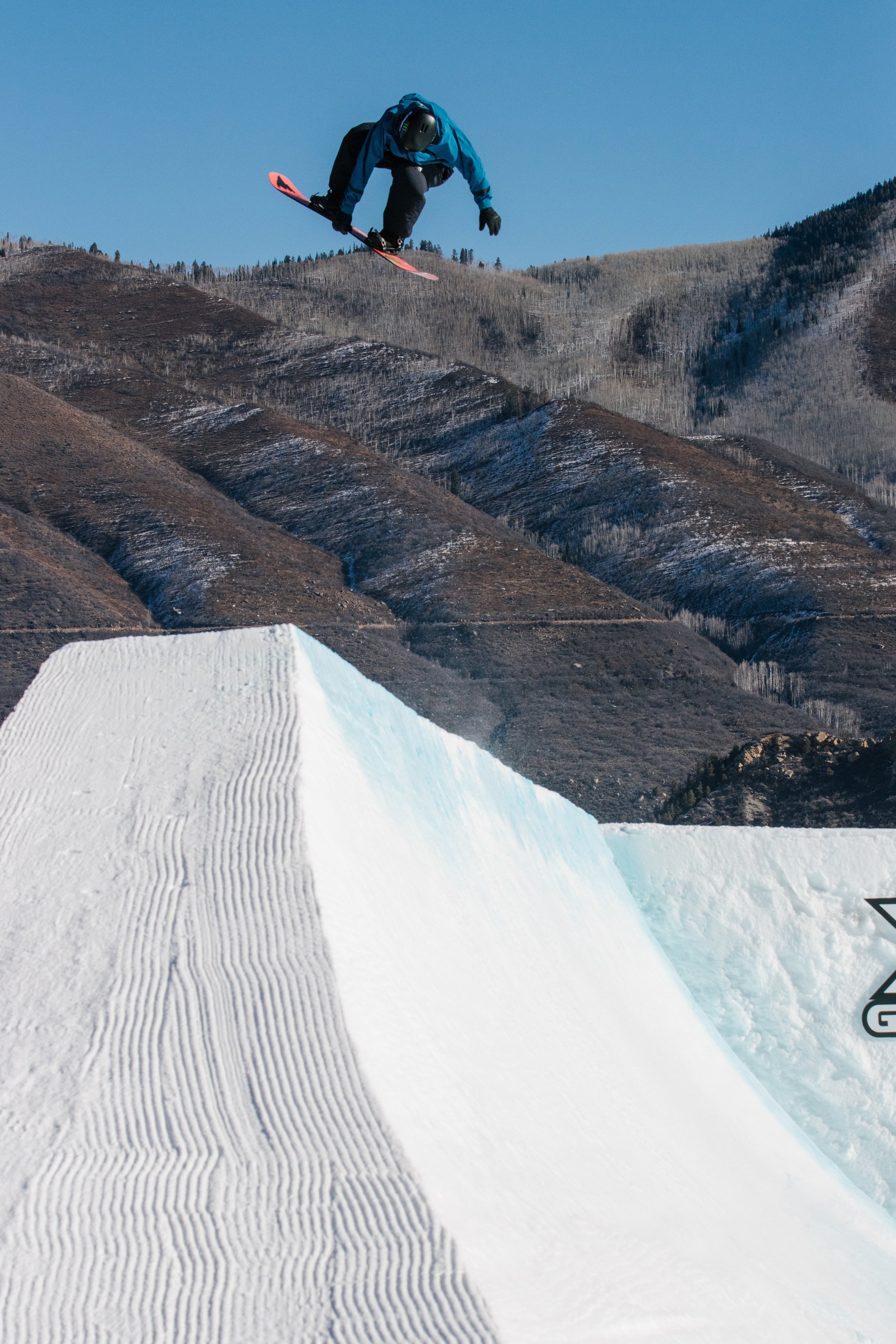 Dane-Menzies_mens_sbd_slopestyle_practice_xgames_aspen_2026_berghoef_64.jpg