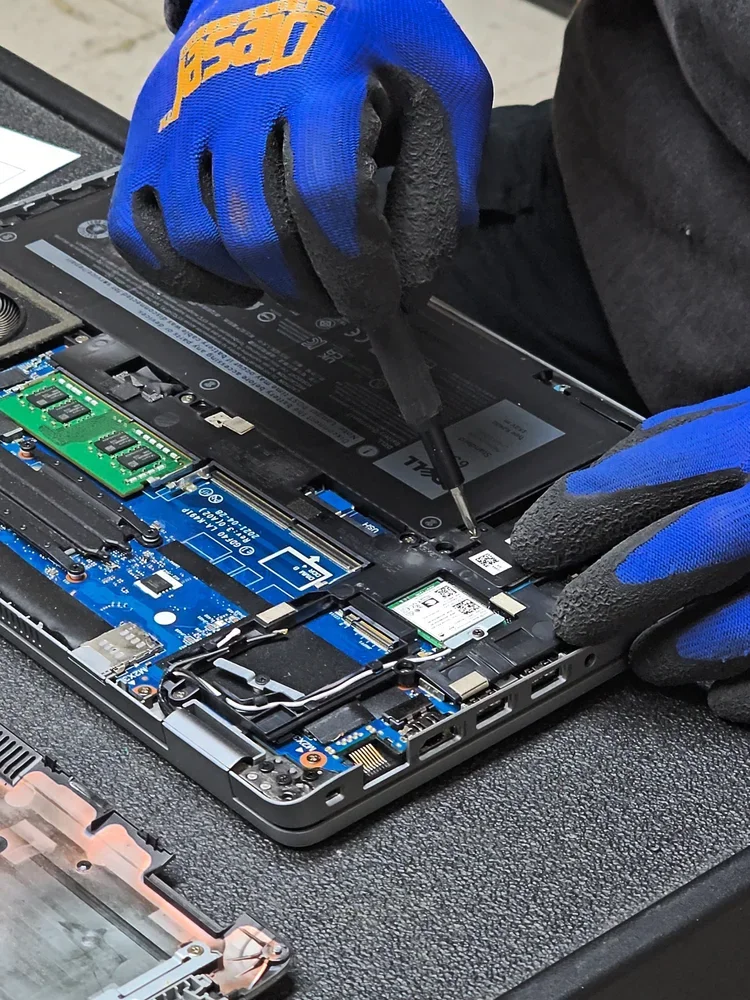 How to Recycle Laptops: A Complete Guide to Responsible Electronics Recycling